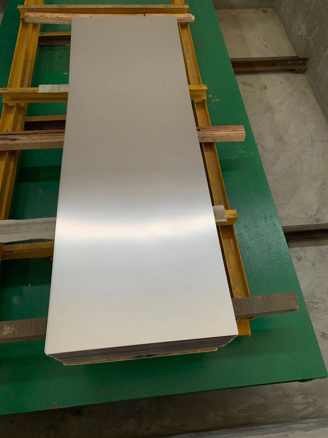 H13熱作精密模具鋼材